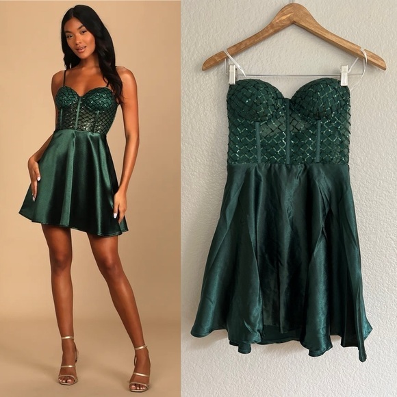 Going Glam Dark Green Sequin Bustier Skater Dress - Picture 1 of 7